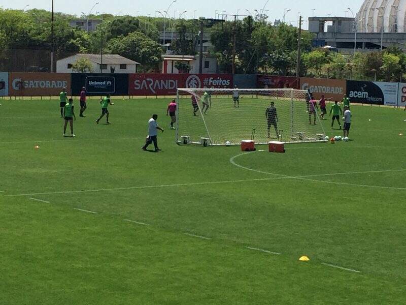 Com dores, Rodrigo Dourado é preservado de treinamento