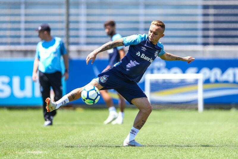 Grêmio aguarda por laudos para saber a situação de Everton e Marcelo Grohe