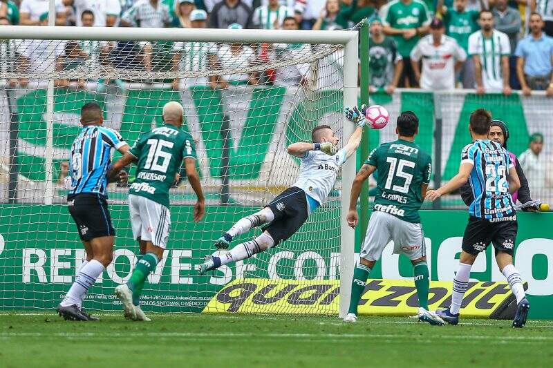 No Pacaembu, Grêmio perde para o Palmeiras por 2 a 0