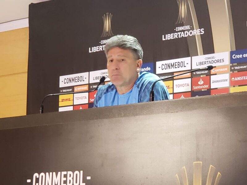 Renato critica Conmebol e dispara contra o VAR: “Grêmio foi roubado”