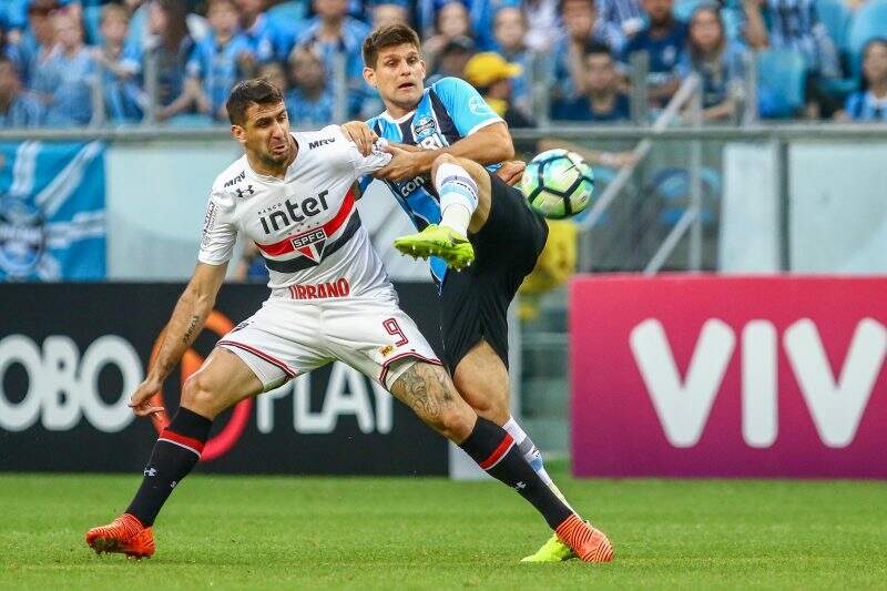 O peso do duelo entre tricolores no Morumbi