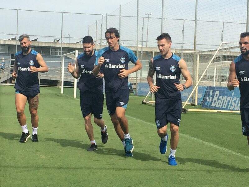 Grêmio tem reapresentação marcada por volta de Bressan