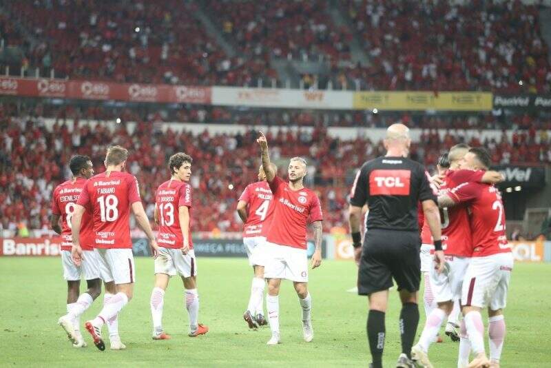 Ouça os gols da vitória do Inter sobre o Fluminense