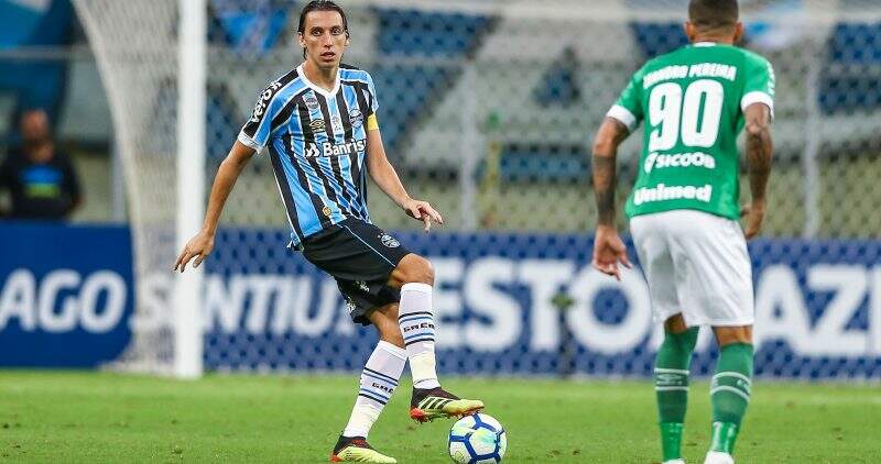 Geromel recebe terceiro amarelo e fica de fora da última rodada do Brasileirão