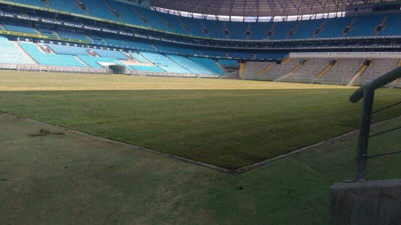Arena finaliza preparação do gramado para temporada 2019