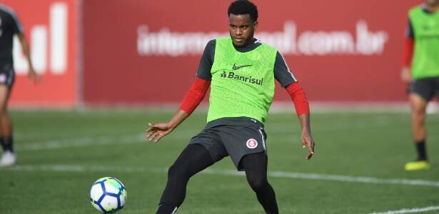 Inter negocia prorrogação de empréstimo de Rithely