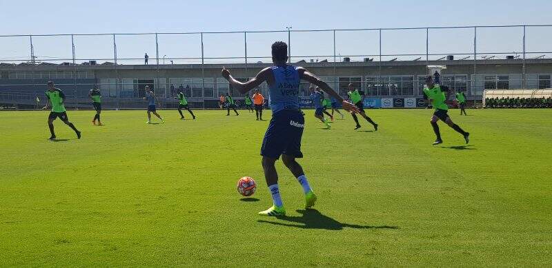 Em teste para os titulares, Grêmio vence jogo-treino contra o Cruzeiro