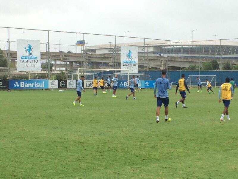 Renato fecha treino antes da estreia no Gauchão