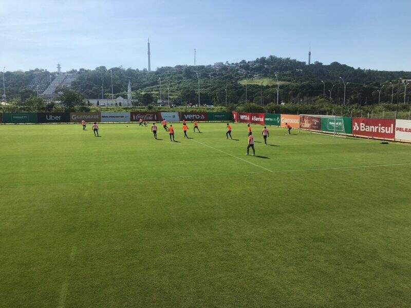 Odair prepara time com titulares e reservas para encarar o São José