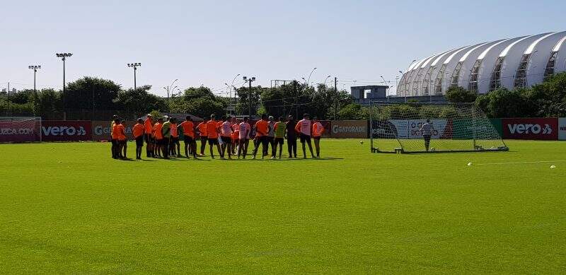 20190516_102958 Zeca deixa treino mais cedo e passará por reavaliação; Guerrero fica na academia
