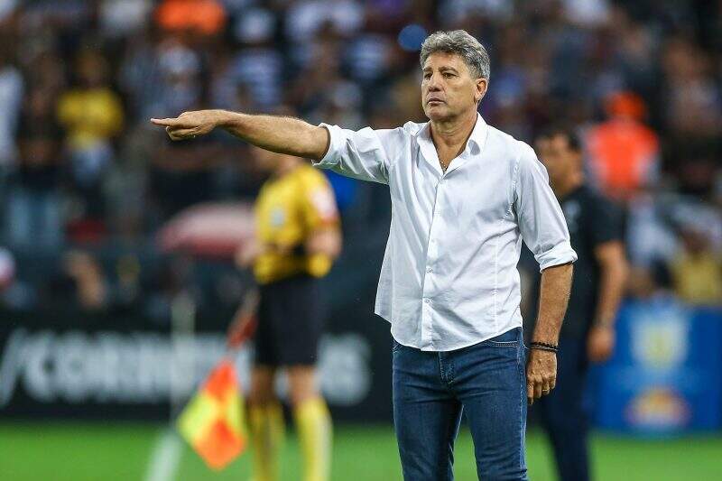 Gremio x Corinthians Sem vencer no Brasileiro, Renato mantém discurso de recuperação: “Se alguém acha que não vai decolar, pegue suas fichas e aposte”