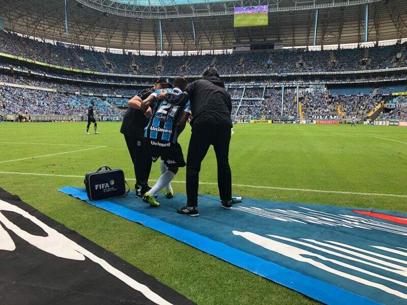 IMG-20190428-WA0093 Renato anuncia parada de Jean Pyerre para tratamento no ombro