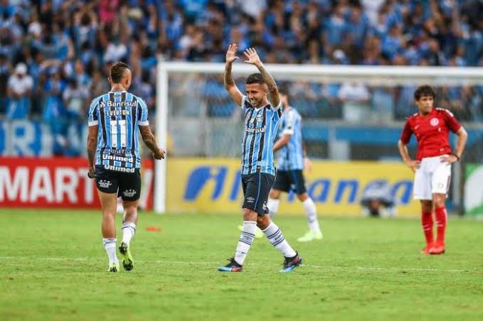 images.jpeg-3 Aprendiz de Renato, Matheus Henrique ganha destaque no Grêmio e conquista vaga com a amarelinha