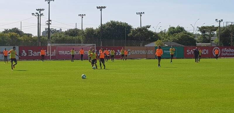 20190606_113440 D’Alessandro fica fora de último treino e Parede deve ganhar sequência como titular fora de casa