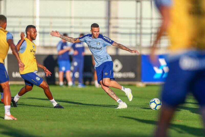 Treino Gremio Michel e Romulo são baixas em penúltimo treino do Grêmio antes encarar o Fortaleza