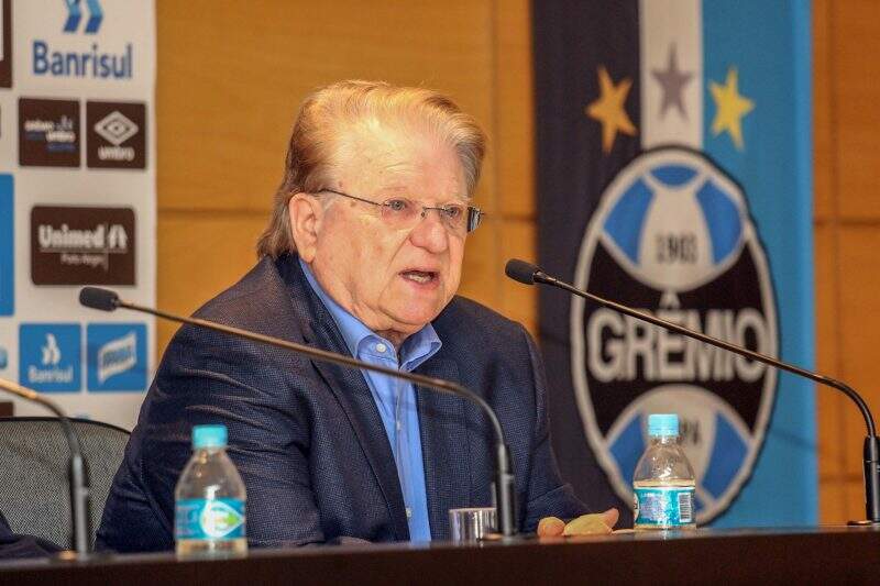 lg-noticias-vice-presidente-adalberto-preis-assume-presida-ncia-em-exerca-cio-23842 Vice-presidente do Grêmio assume direção durante recesso da Copa América