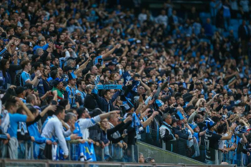 Gremio x Libertad Empresa de segurança emite nota após uso de equipamento de choque elétrico com torcedores na Arena