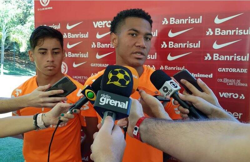 Zé Aldo e Zé Gabriel Integrados ao profissional, “xarás” do Inter aproveitam temporada em Atibaia para agregar trabalho