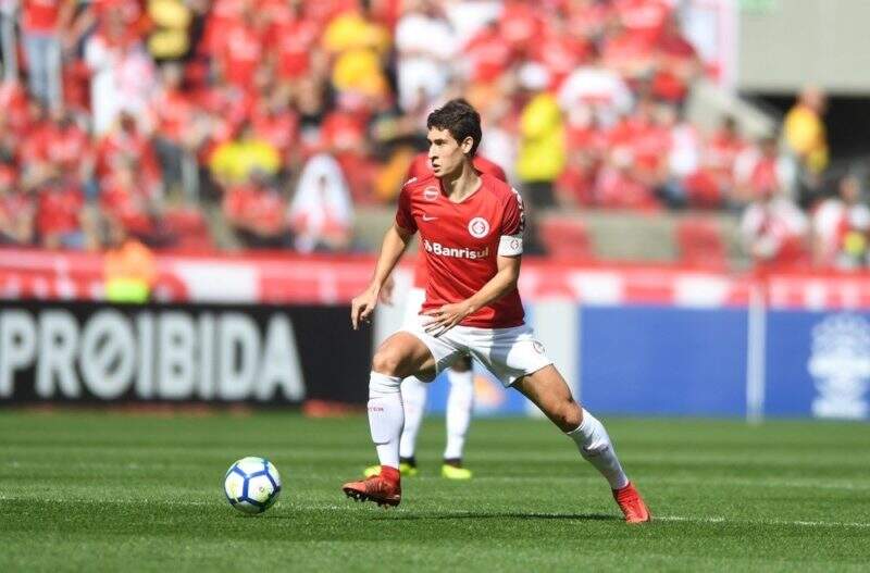 dourado Rodrigo Dourado é dúvida para Inter e Palmeiras nesta quarta-feira
