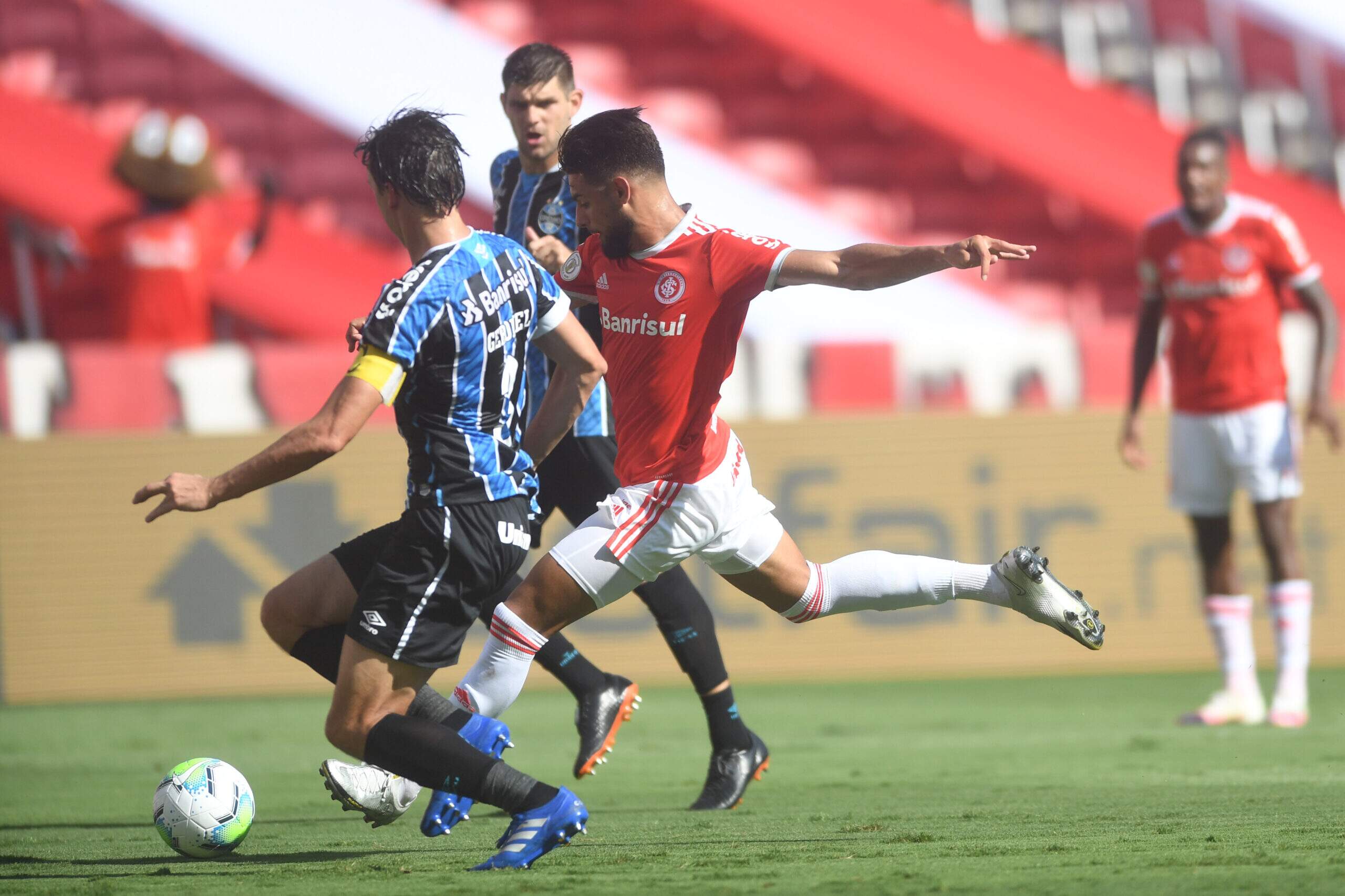 Em jogo de cinco gols, Inter vence o Gre-Nal 440 no Beira-Rio - Agora Já 