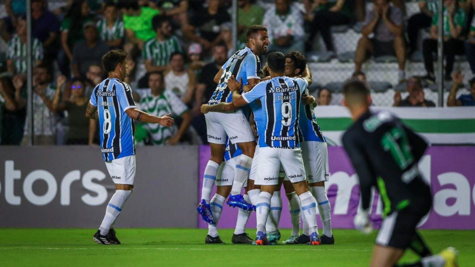 Inter vence 1º Grenal entre amigos de Flor da Serra do Sul