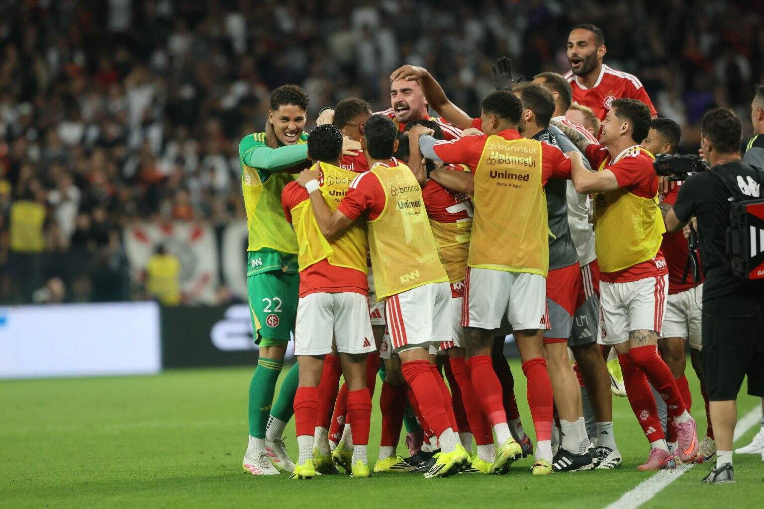 Jogadores do Inter projetam o Grenal 452 e destacam confiança para o ...